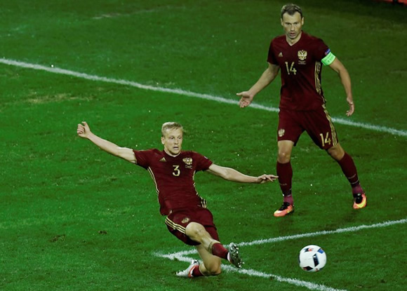 Сборная России уступила Словакии в своём втором матче на ЧЕ-2016